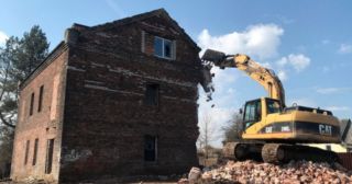 Демонтаж кирпичного дома Азнакаево, цена от 3021 руб.