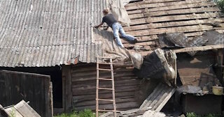 Демонтаж сарая с вывозом мусора в Азнакаево - цена от 1590 рублей профессиональные услуги