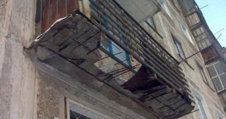 Демонтаж балкона Азнакаево, цена от 3021 руб.