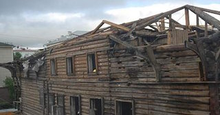 Демонтаж деревянных конструкций в Азнакаево - расценки от 1060 рублей - Сварной-Знк